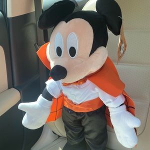Disney Mickey Halloween greeter!🥰